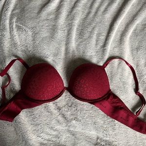 “Wear everywhere super push up” VS bra